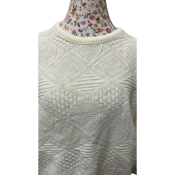 🤍 Adele Knitwear Vintage Women M Cream Textured Sweater – Made in USA - Picture 2 of 4